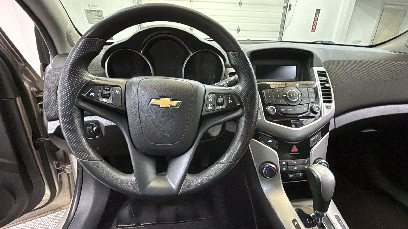 2015 Chevrolet Cruze 1LT Auto 18