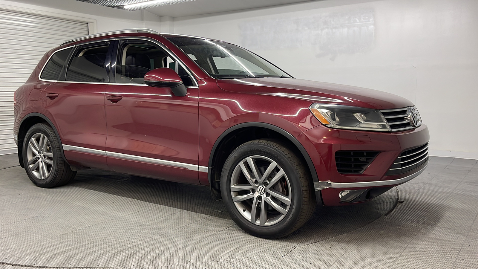 Car Connection Superstore - Used VOLKSWAGEN TOUAREG 2016 CAR CONNECTION INC. EXECUTIVE