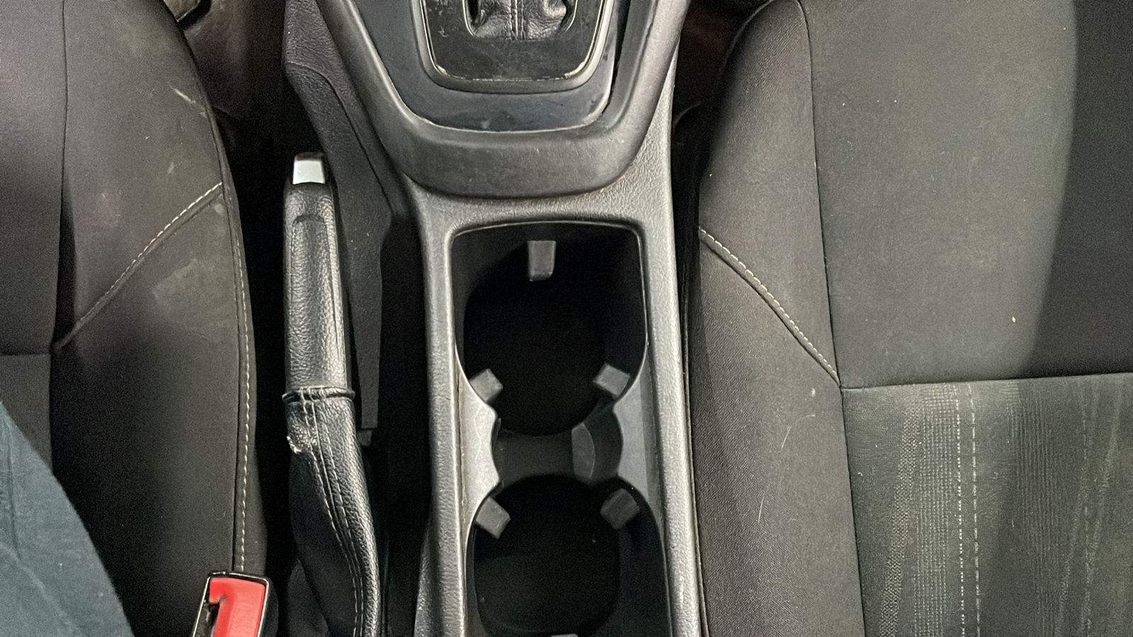 2018 Ford Focus SE 21