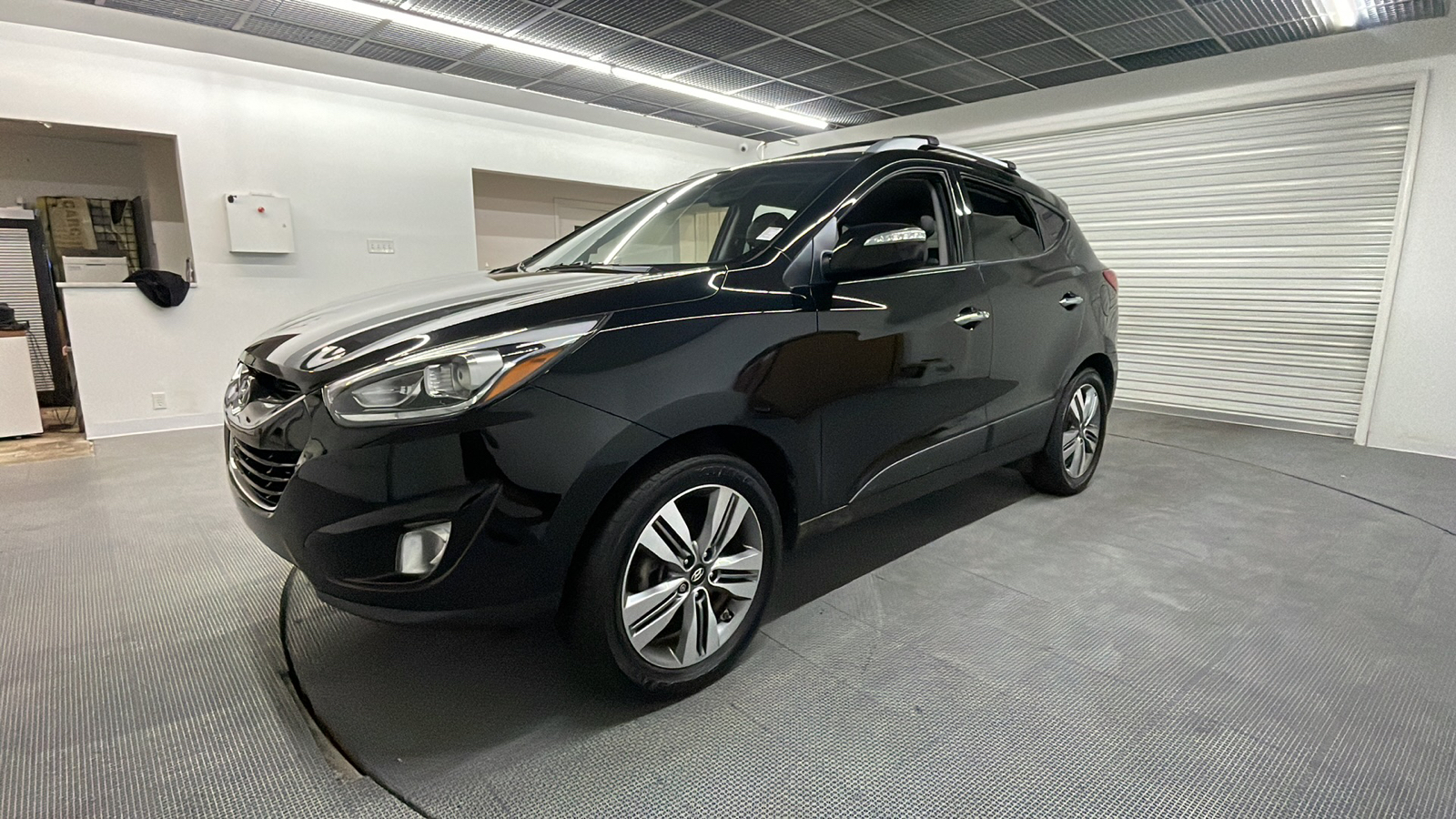 Car Connection Superstore - Used vehicle - SUV HYUNDAI TUCSON 2015