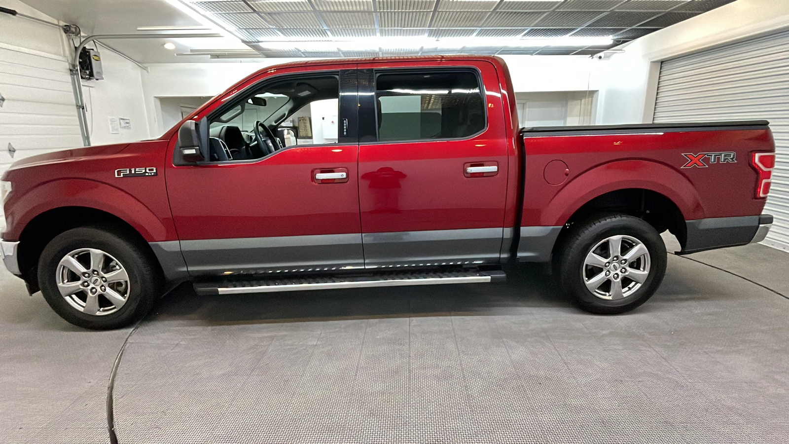 Car Connection Superstore - Used vehicle - Truck FORD F-150 CREW 2019