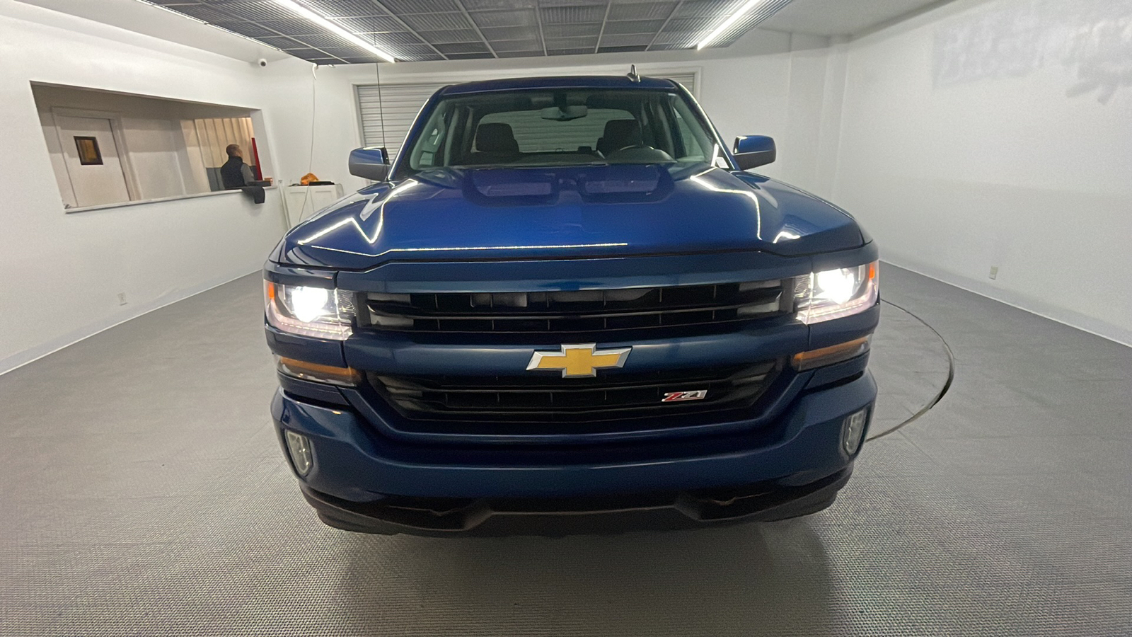 Car Connection Superstore - Used vehicle - Truck CHEVROLET 1500 QUAD 2016