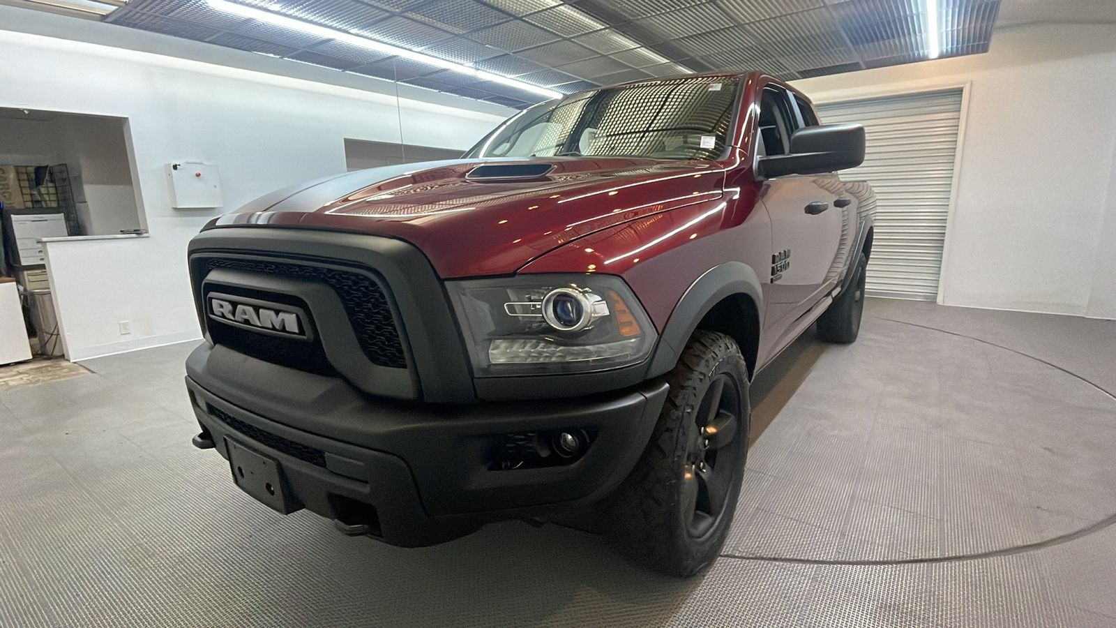 Car Connection Superstore - Used vehicle - Truck RAM 1500 CLASSIC QUAD 2020