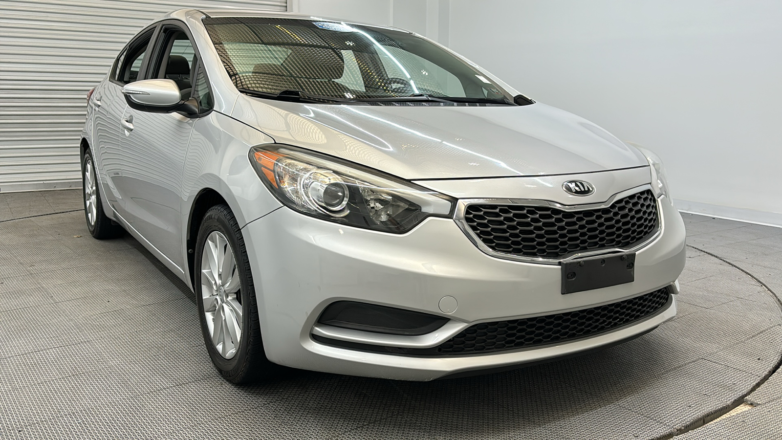 Car Connection Superstore - Used KIA FORTE 2016 CAR CONNECTION INC. LX