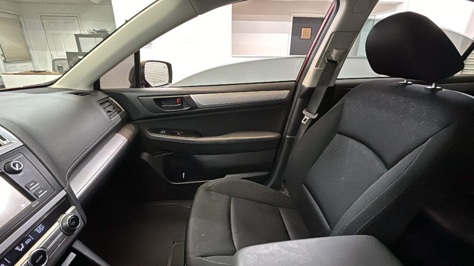 2017 Subaru Legacy 2.5i 23