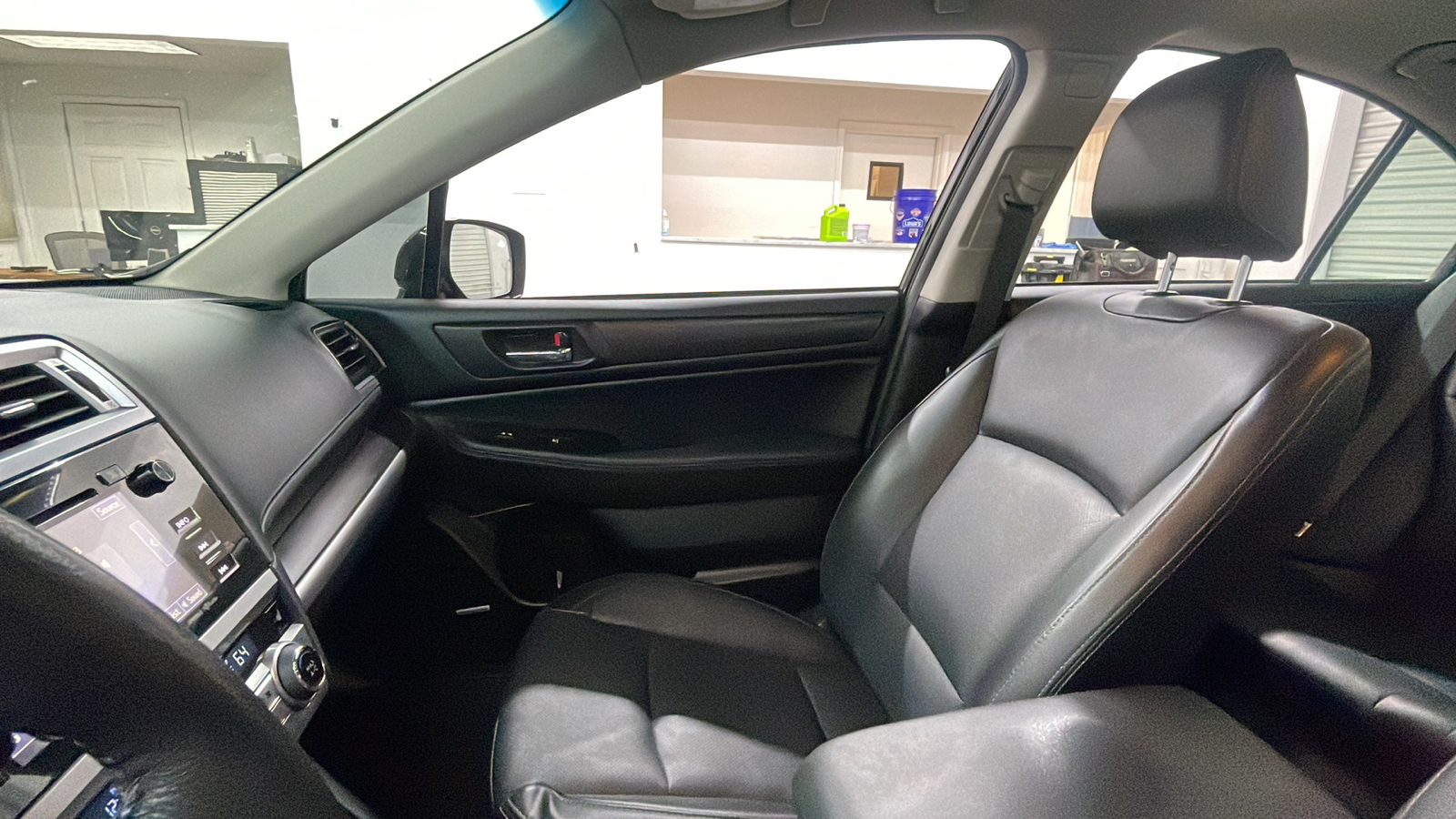 2017 Subaru Legacy 3.6R Limited 21