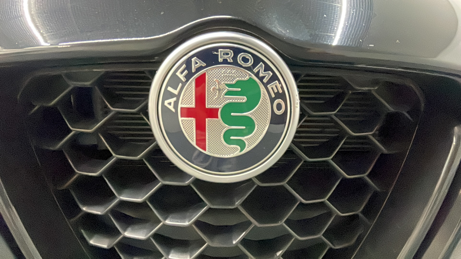 2023 Alfa Romeo Giulia Veloce AWD 30