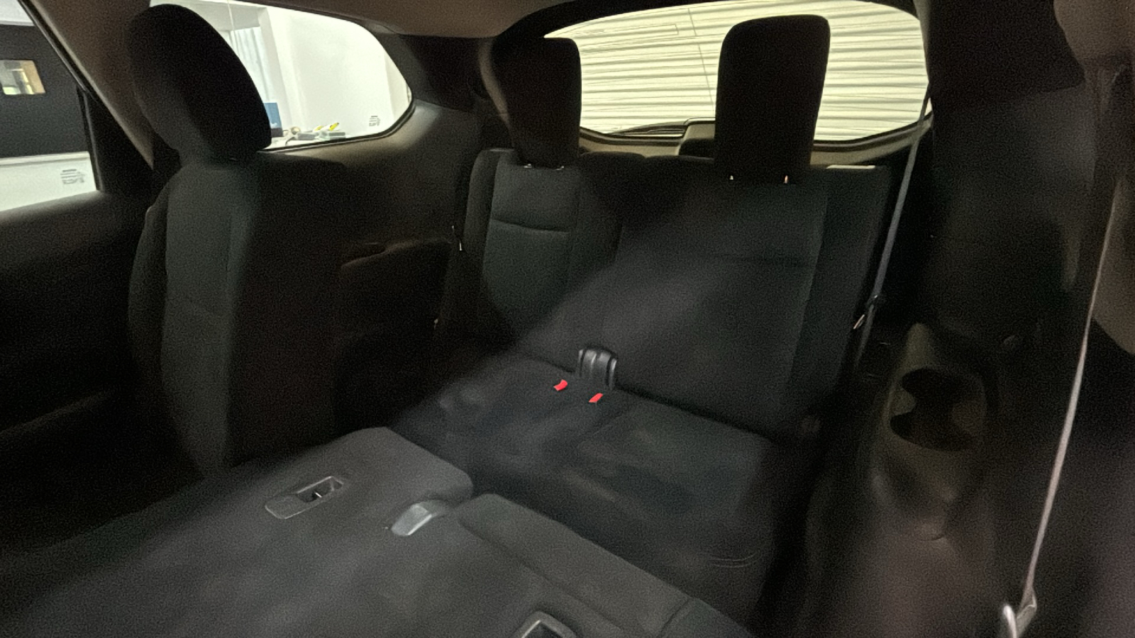 2015 Nissan Pathfinder S 13