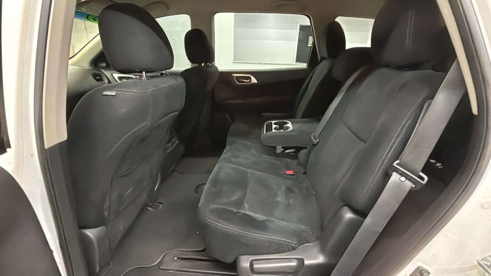 2015 Nissan Pathfinder S 15