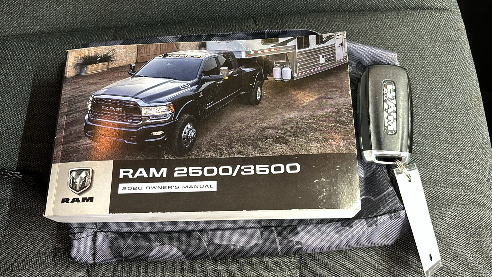 2020 RAM 3500 Tradesman Crew Cab 4x4 8 Box 26
