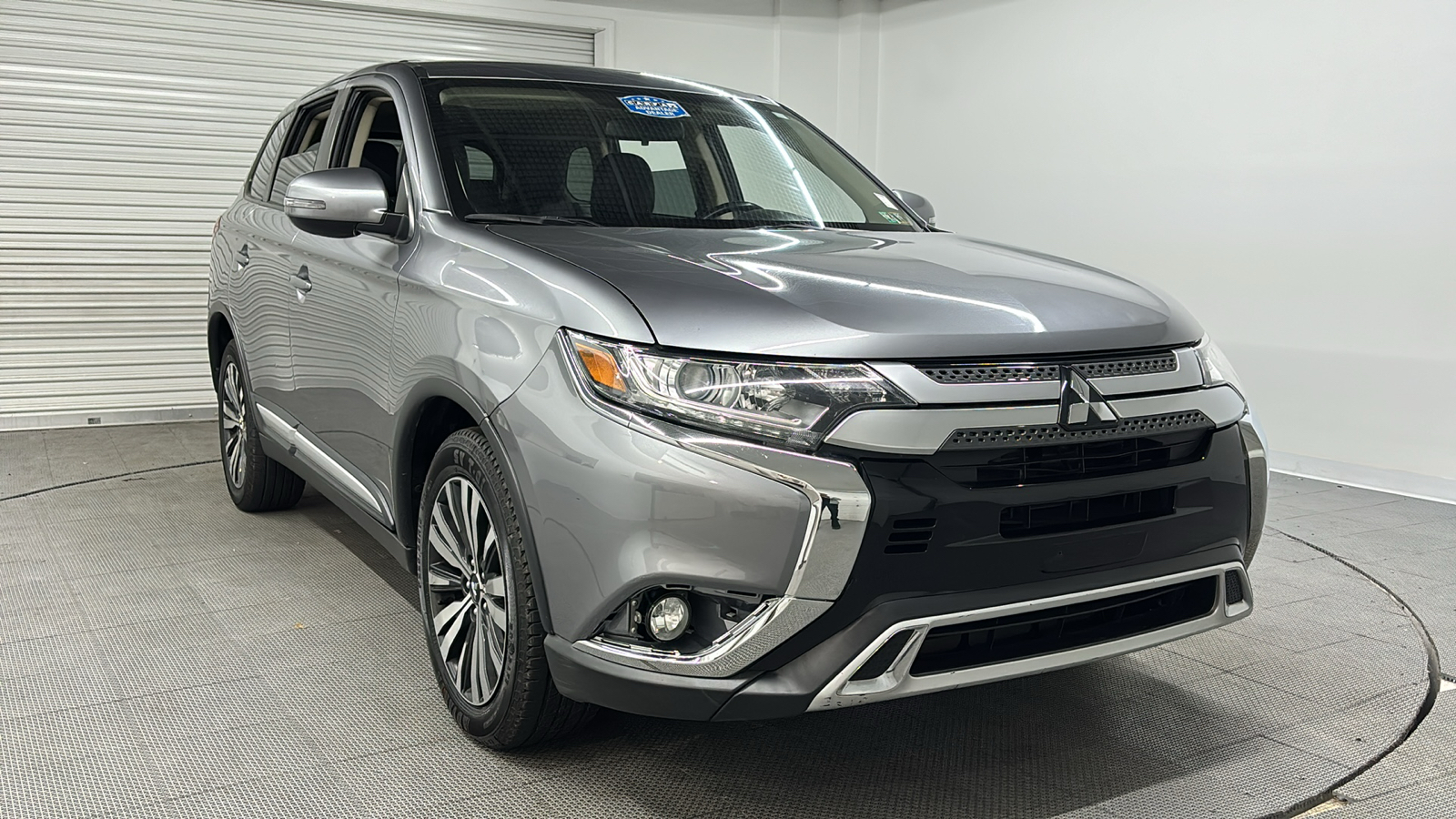 Car Connection Superstore - Used MITSUBISHI OUTLANDER 2019 CAR CONNECTION INC. ES