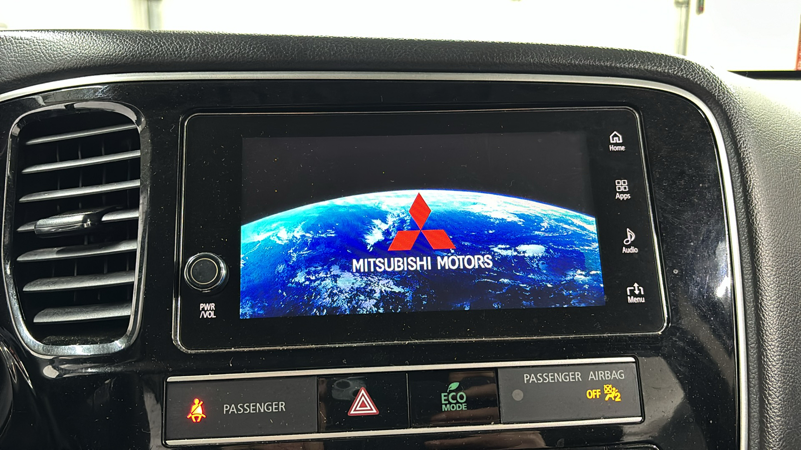 2019 Mitsubishi Outlander ES 20
