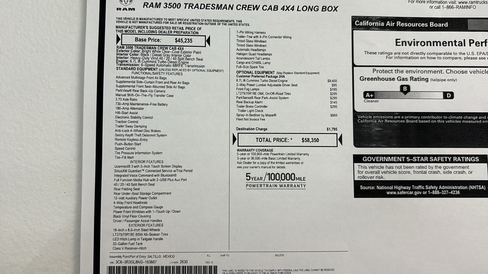 2022 RAM 3500 Tradesman Crew Cab 4x4 8 Box 29