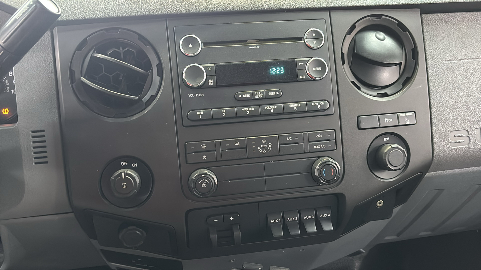 Car Connection Superstore - Used vehicle - Truck FORD F-350 SRW PLOW 2012