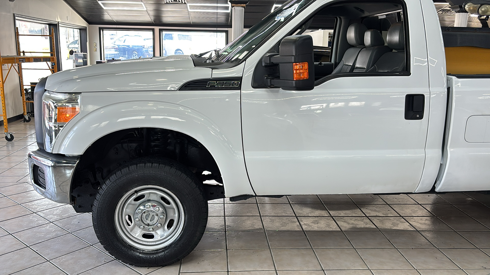 Car Connection Superstore - Used vehicle - Truck FORD F-350 SRW PLOW 2012