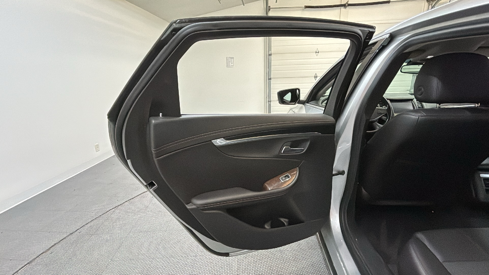 2015 Chevrolet Impala 2LT 11