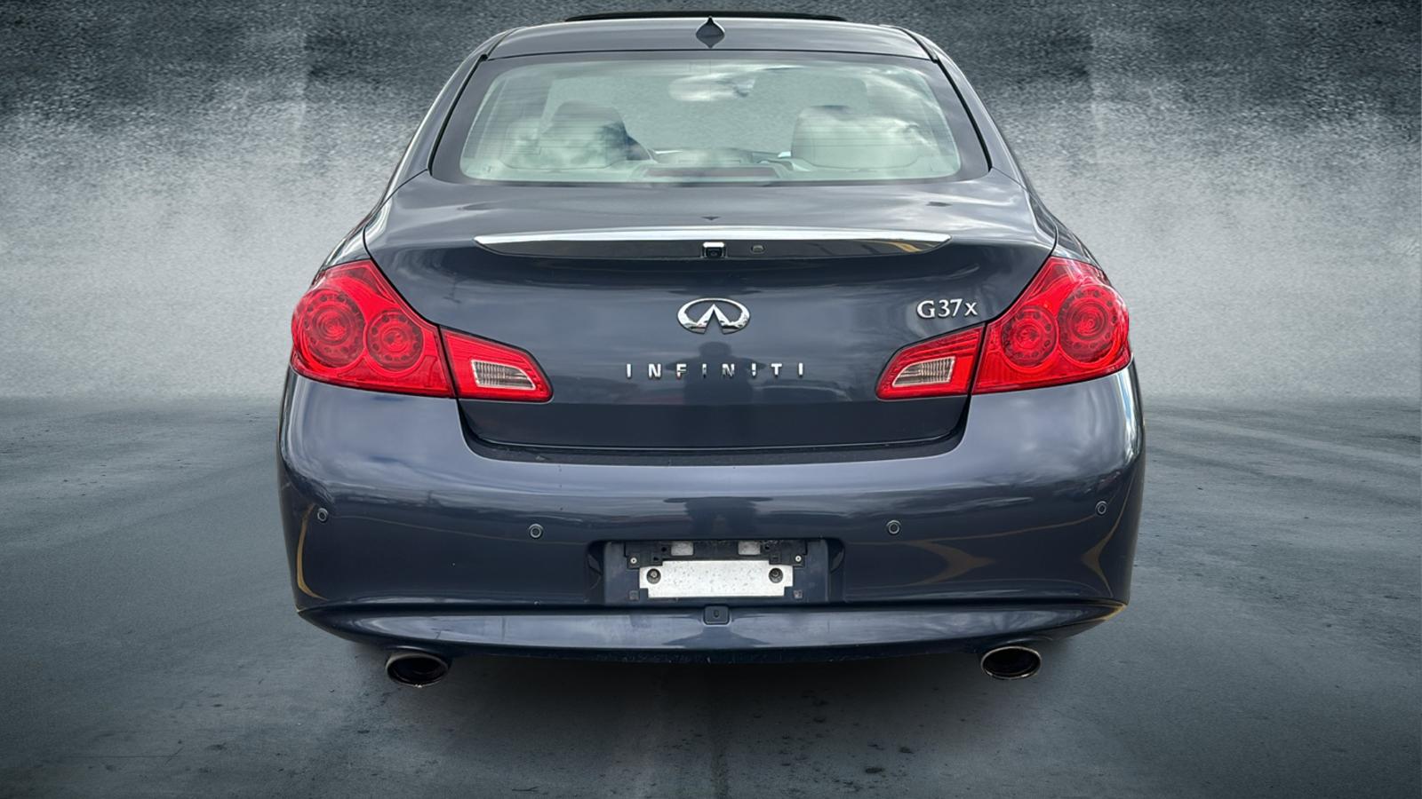 2011 INFINITI G37x X 4