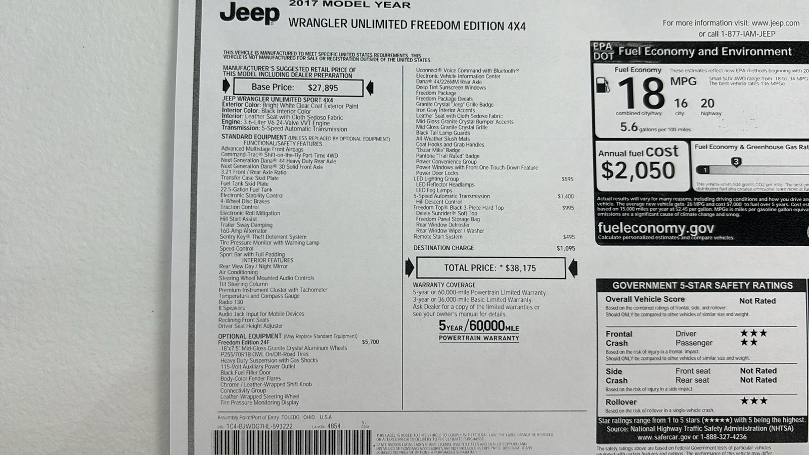 2017 Jeep Wrangler Unlimited Freedom 4x4 30