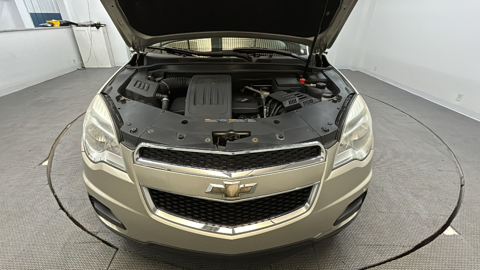 2013 Chevrolet Equinox LS 9