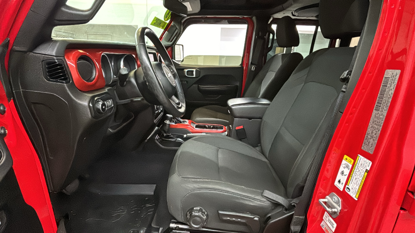 2018 Jeep Wrangler Unlimited Sport S 4x4 14