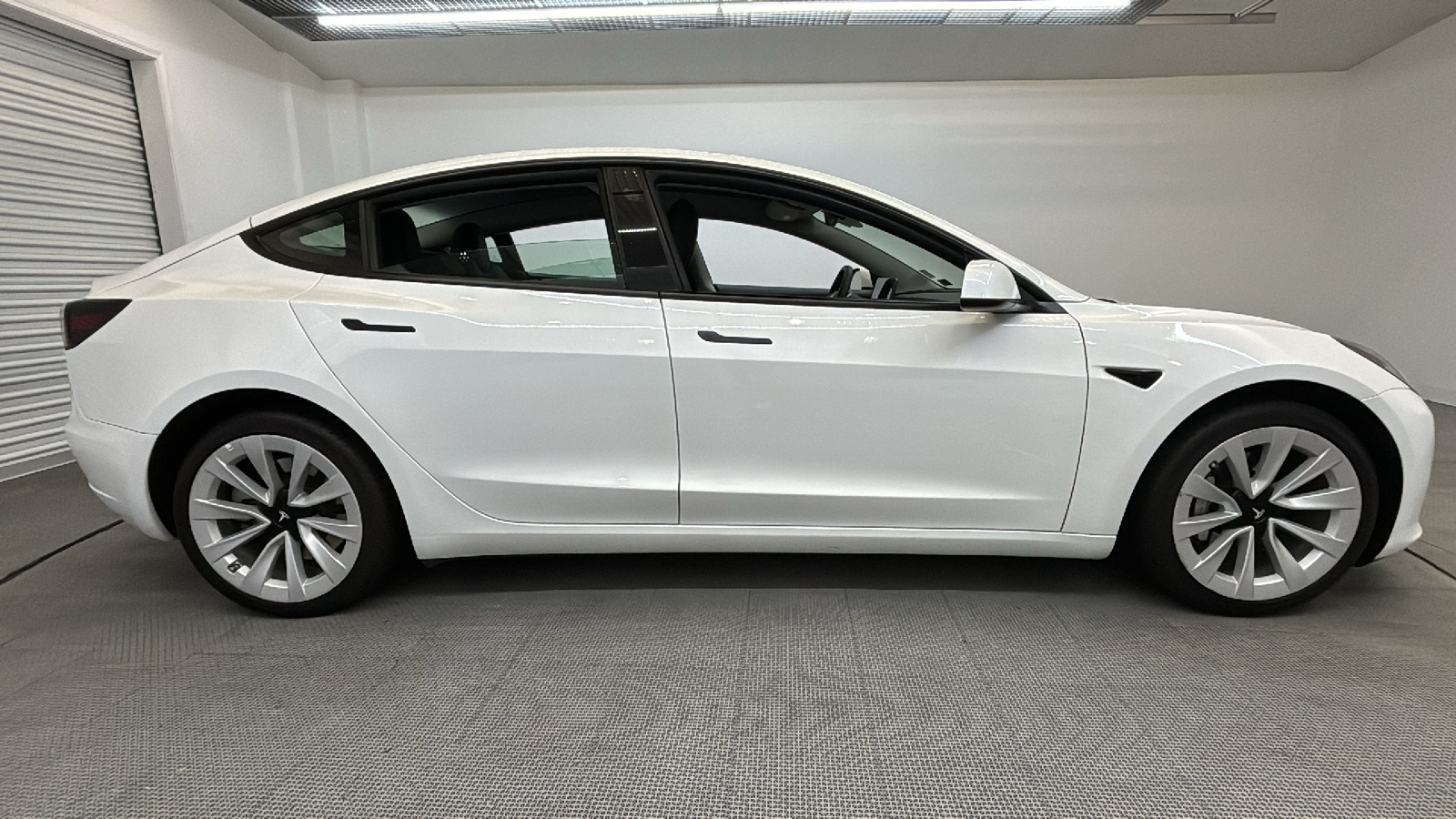 2023 Tesla Model 3 Rear-Wheel Drive 2