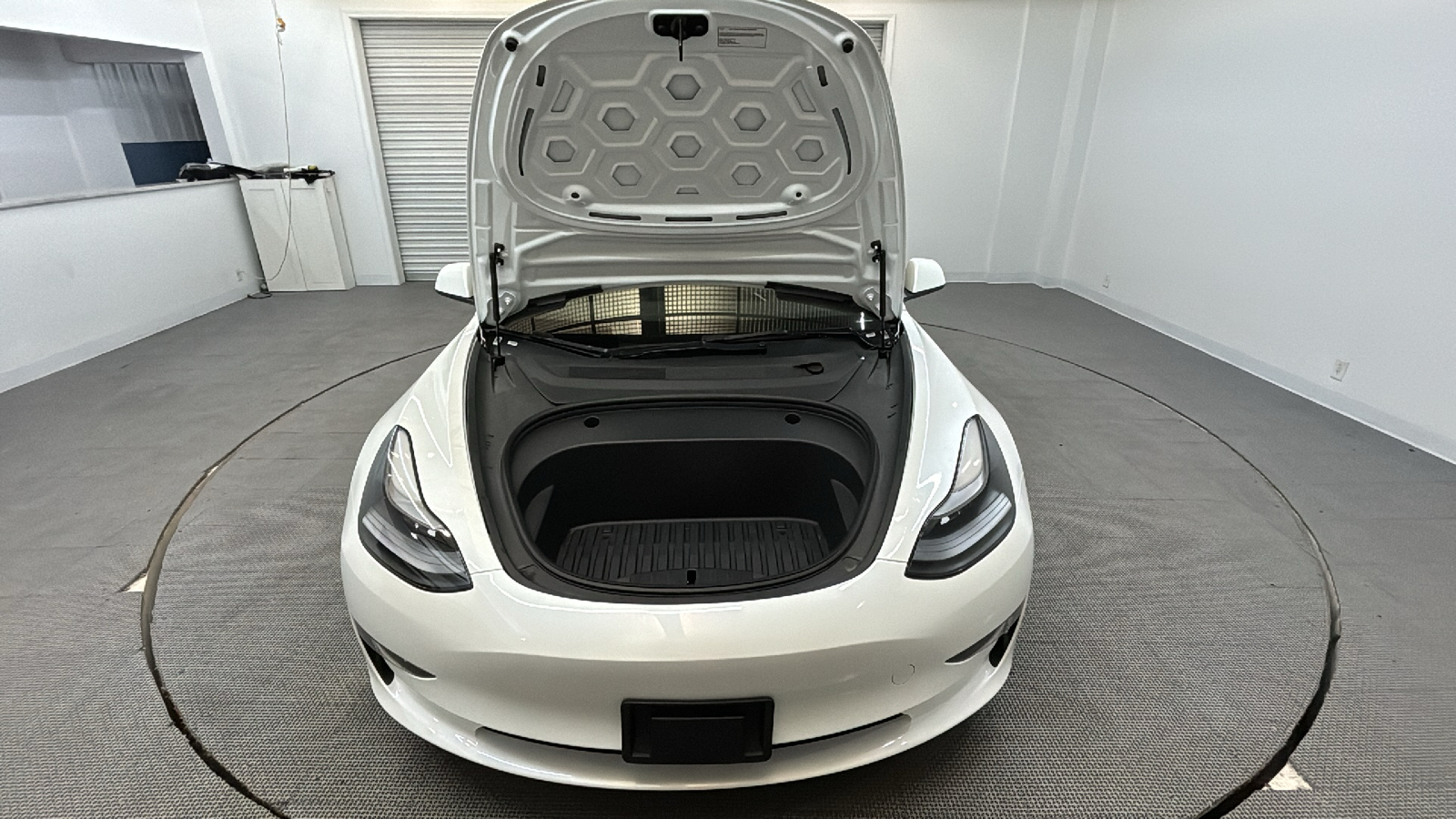 2023 Tesla Model 3 Rear-Wheel Drive 9