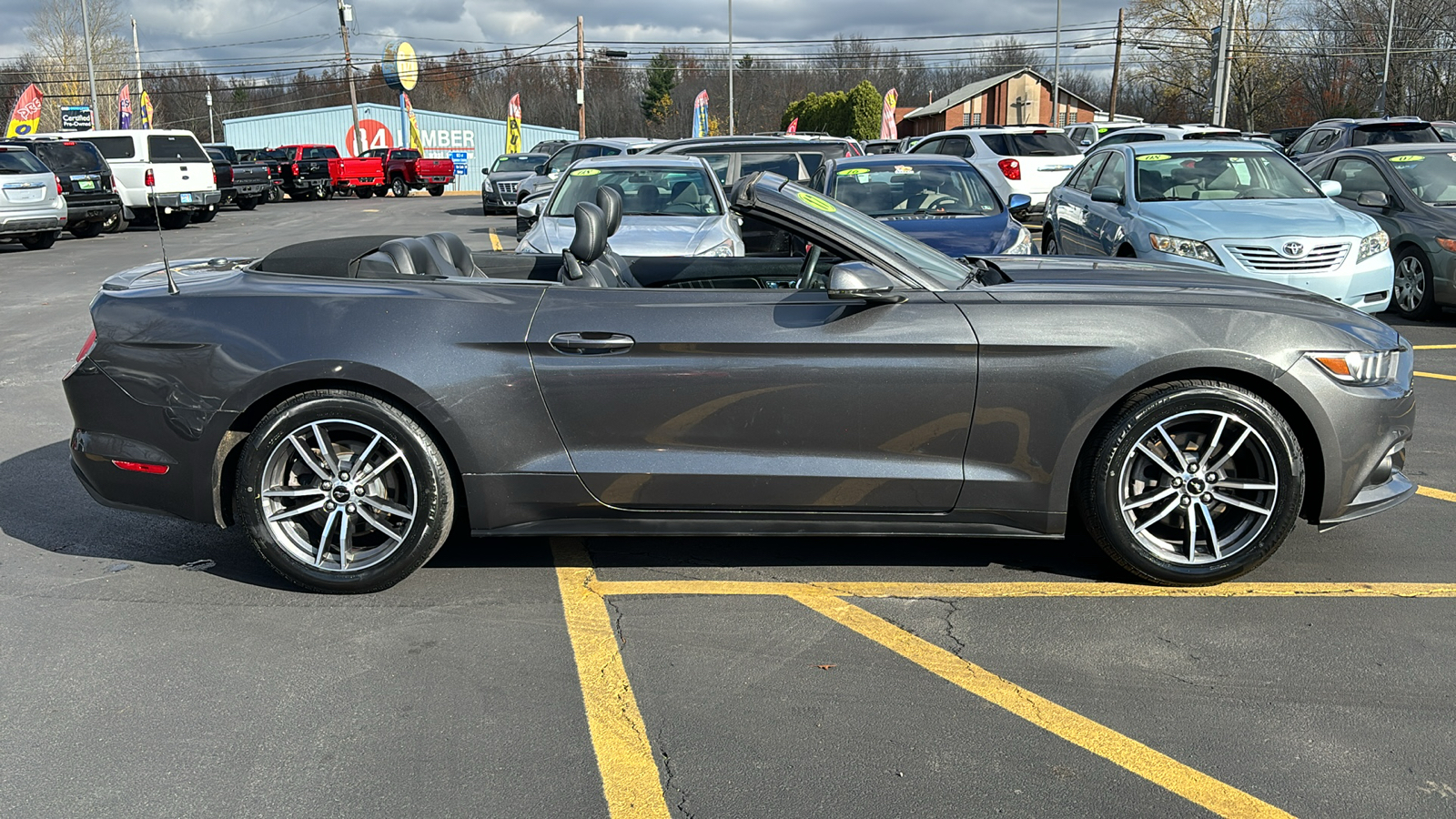 2017 Ford Mustang EcoBoost Premium 14