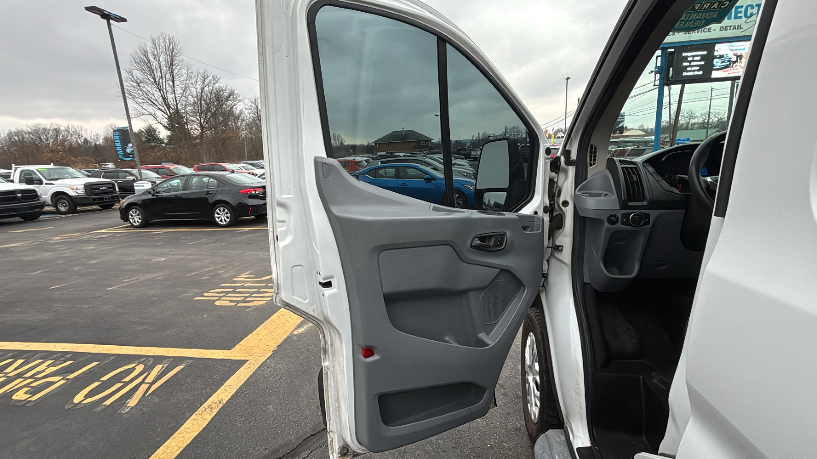 2016 Ford Transit-250 Cargo Van 17