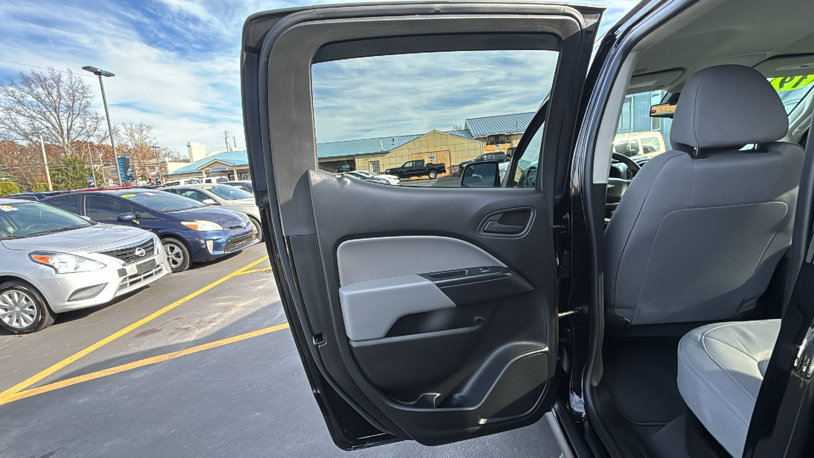 2019 Chevrolet Colorado WT 12