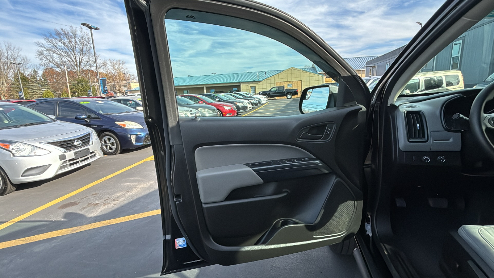 2019 Chevrolet Colorado WT 14