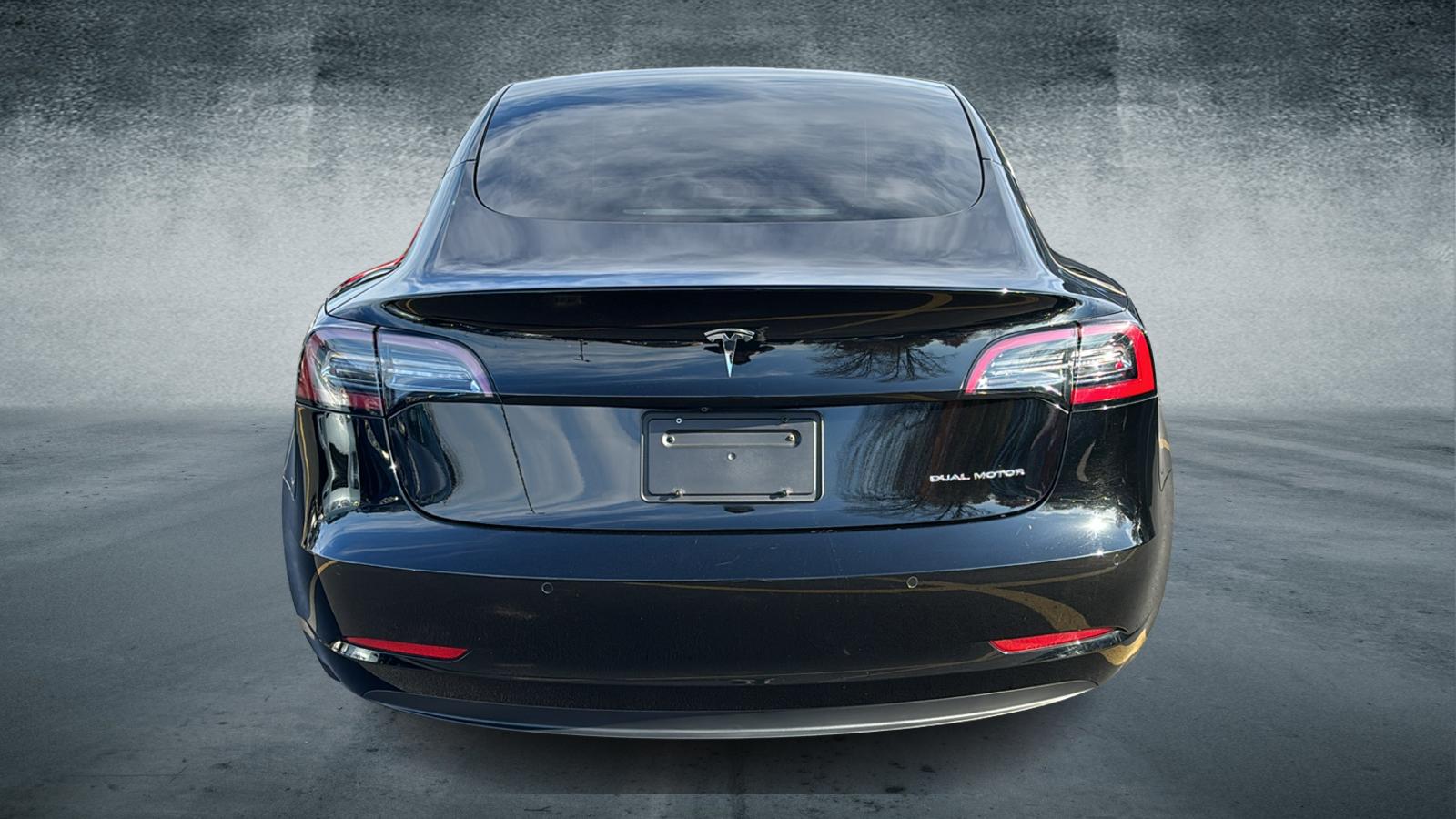 2021 Tesla Model 3 Long Range Dual Motor All-Wheel Drive 4