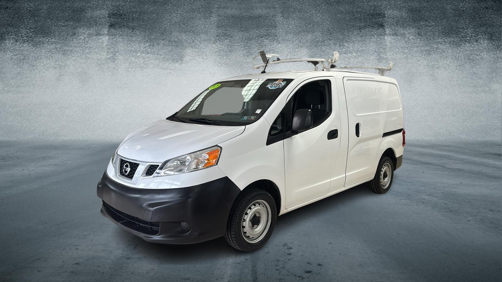 2017 Nissan NV200 S 1