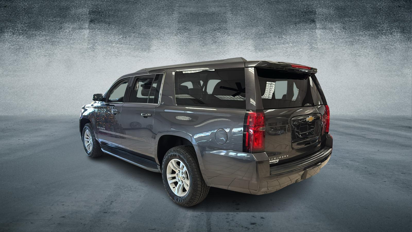 2015 Chevrolet Suburban 1500 LT 3