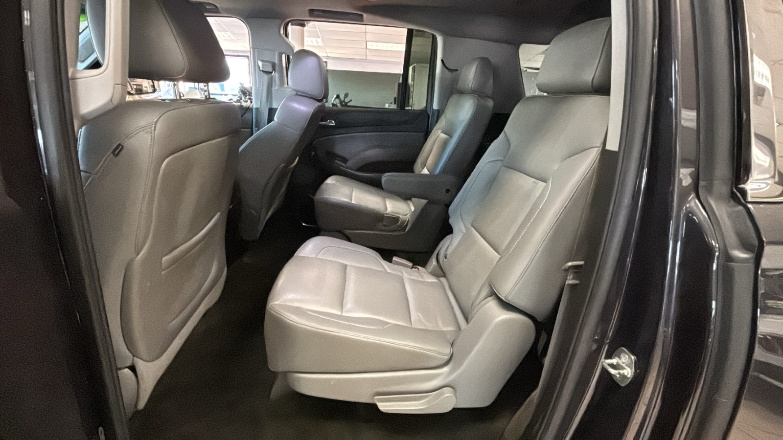 2015 Chevrolet Suburban 1500 LT 16