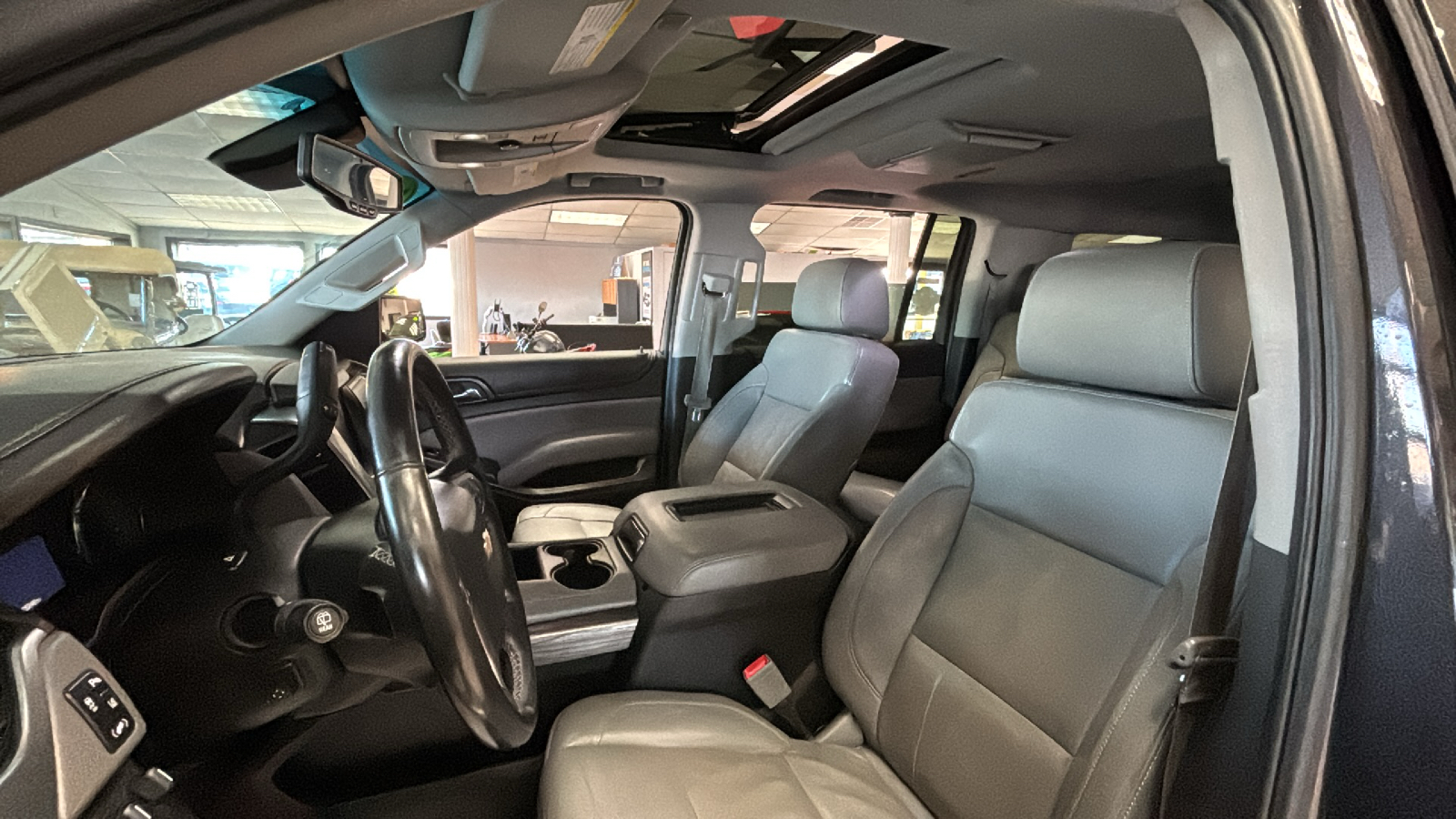 2015 Chevrolet Suburban 1500 LT 29