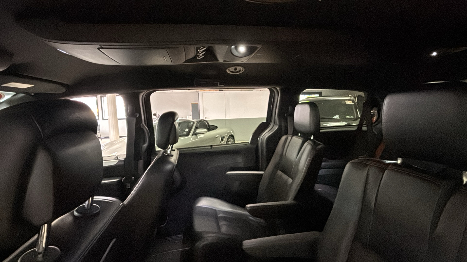 Car Connection Superstore - Used vehicle - Minivan DODGE GRAND CARAVAN 2018