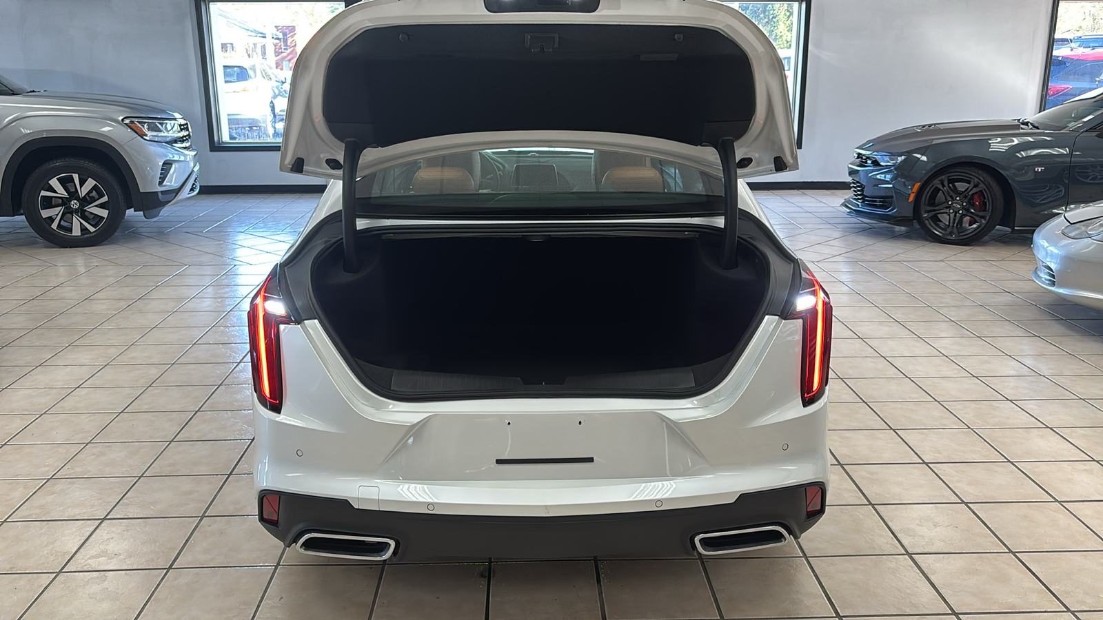 Car Connection Superstore - Used vehicle - SEDAN CADILLAC CT4 2022