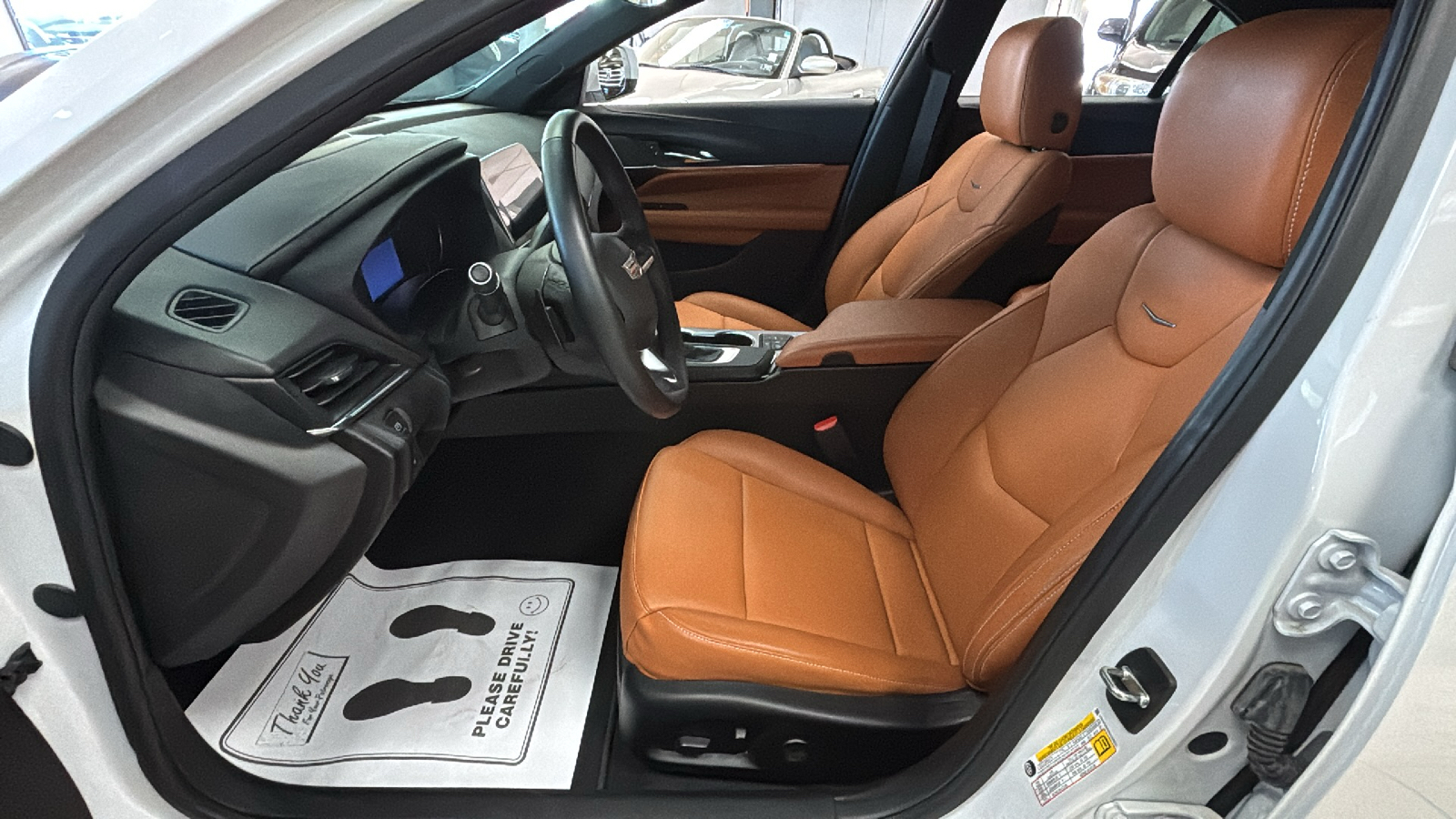 Car Connection Superstore - Used vehicle - SEDAN CADILLAC CT4 2022