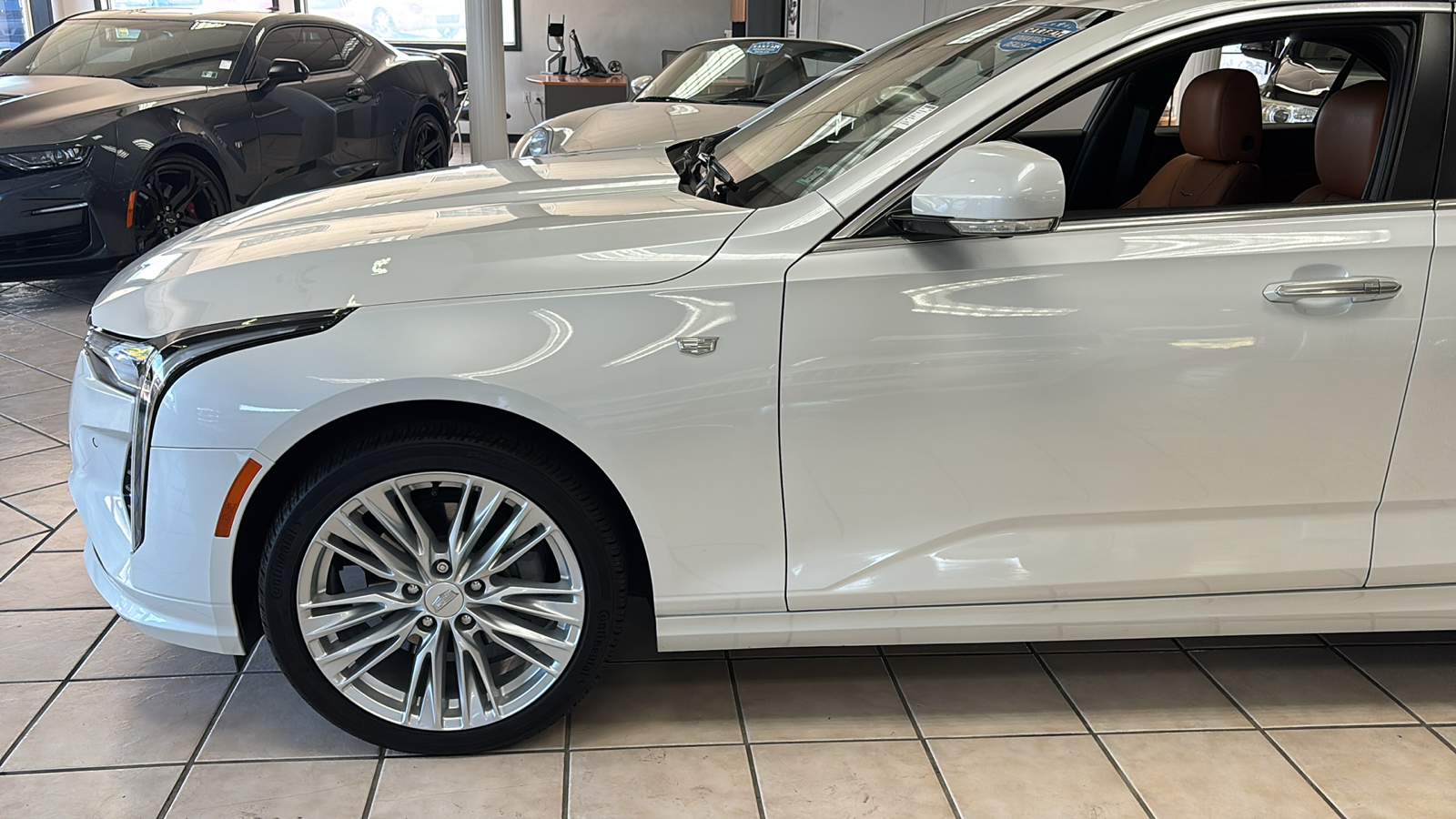 Car Connection Superstore - Used vehicle - SEDAN CADILLAC CT4 2022