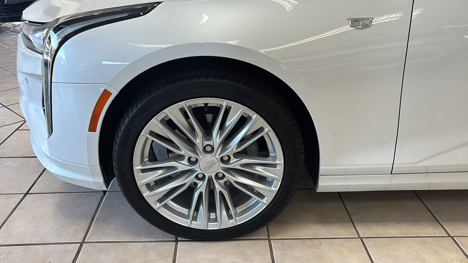 Car Connection Superstore - Used vehicle - SEDAN CADILLAC CT4 2022