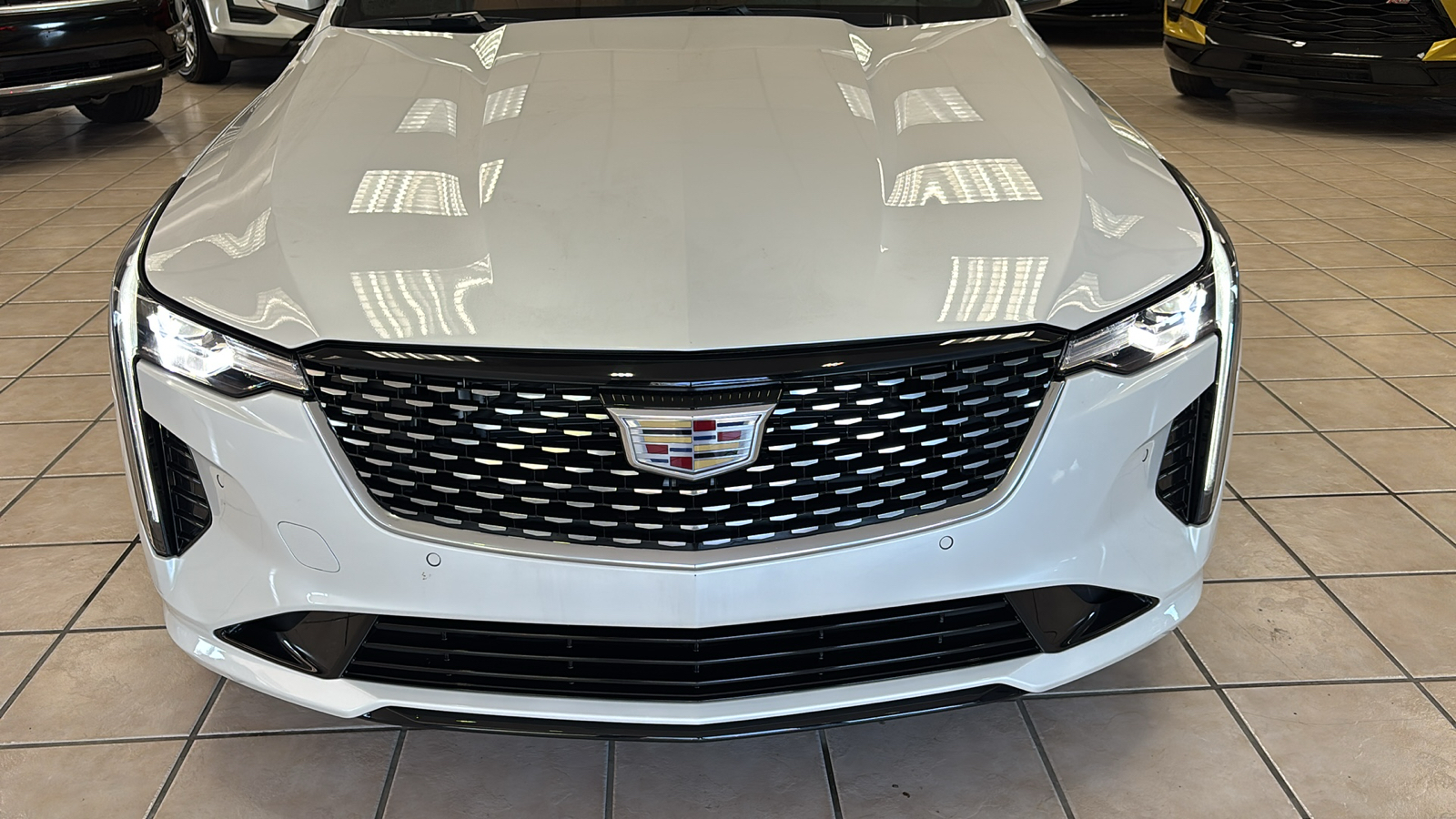 Car Connection Superstore - Used vehicle - SEDAN CADILLAC CT4 2022