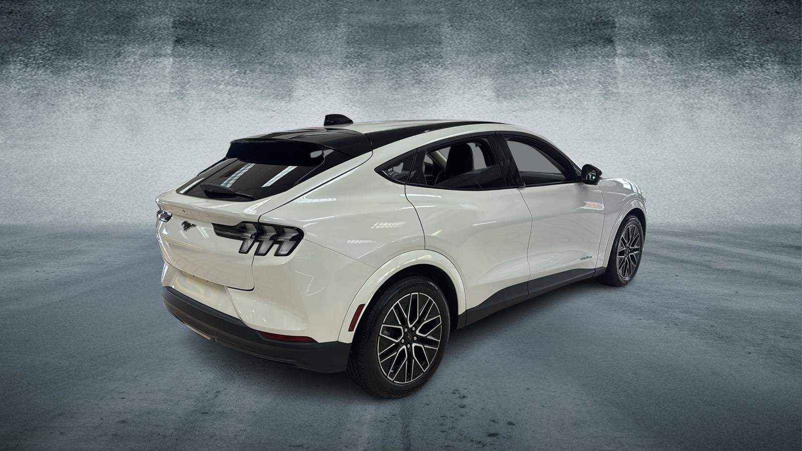 Car Connection Superstore - Used vehicle - SUV FORD MUSTANG MACH-E 2025