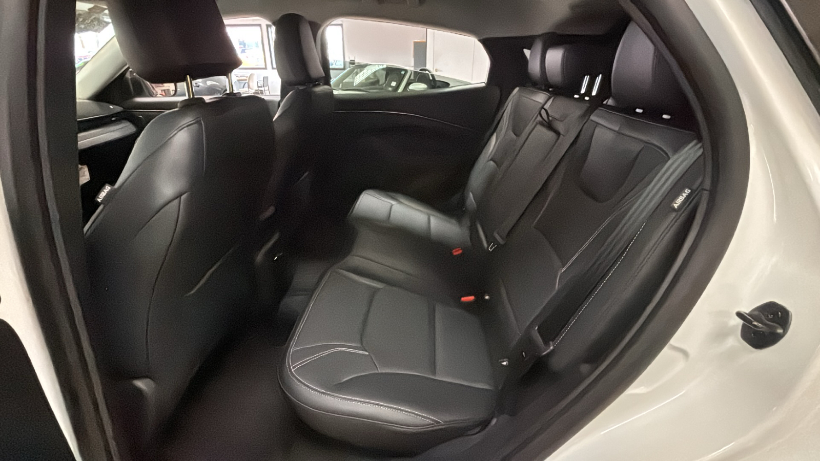 Car Connection Superstore - Used vehicle - SUV FORD MUSTANG MACH-E 2025