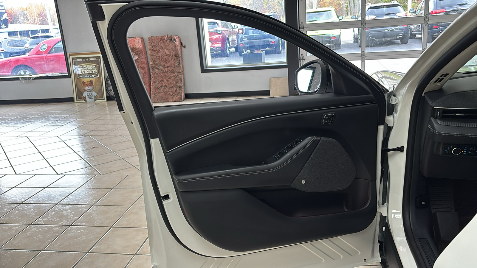 Car Connection Superstore - Used vehicle - SUV FORD MUSTANG MACH-E 2025