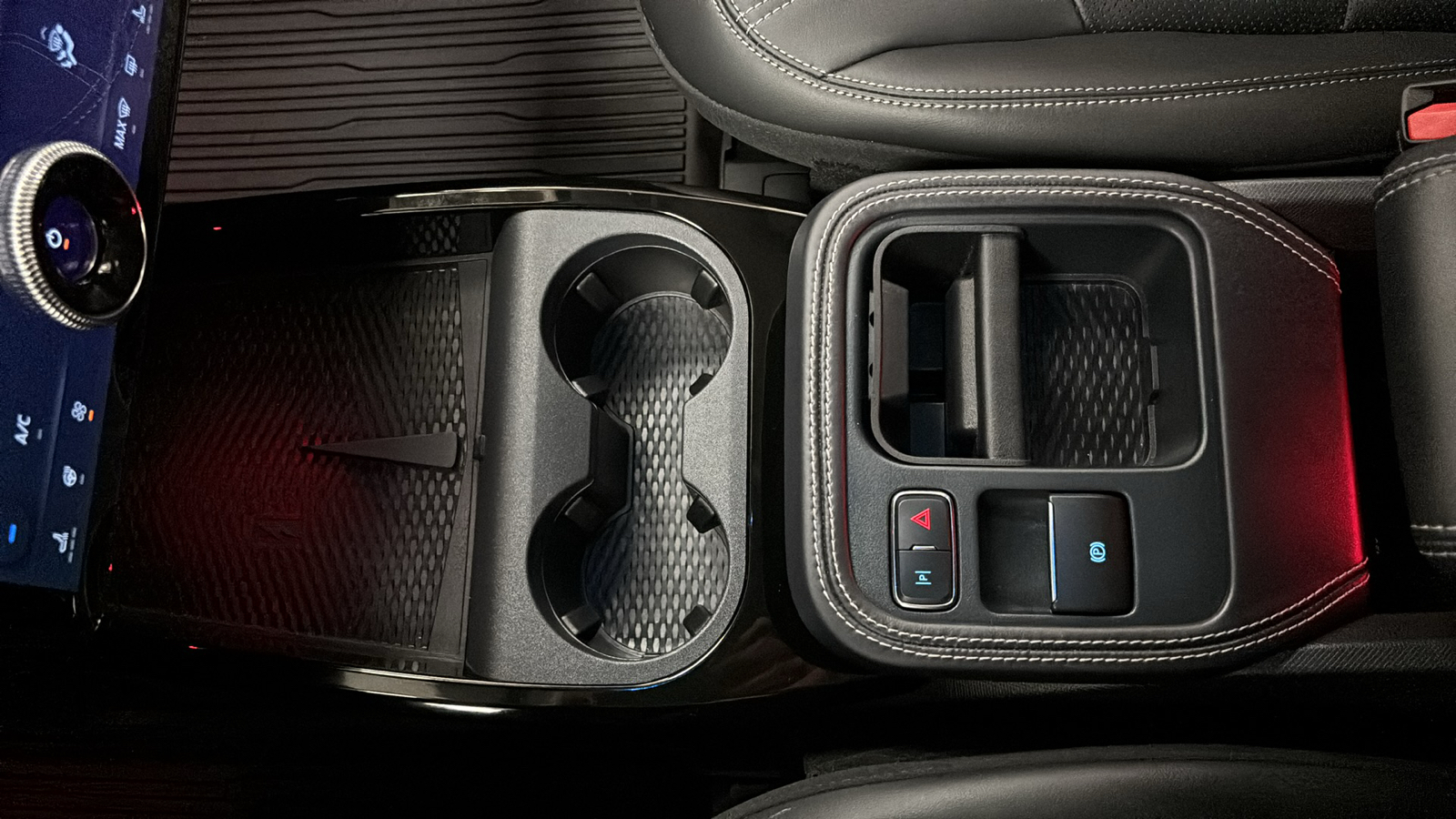 Car Connection Superstore - Used vehicle - SUV FORD MUSTANG MACH-E 2025