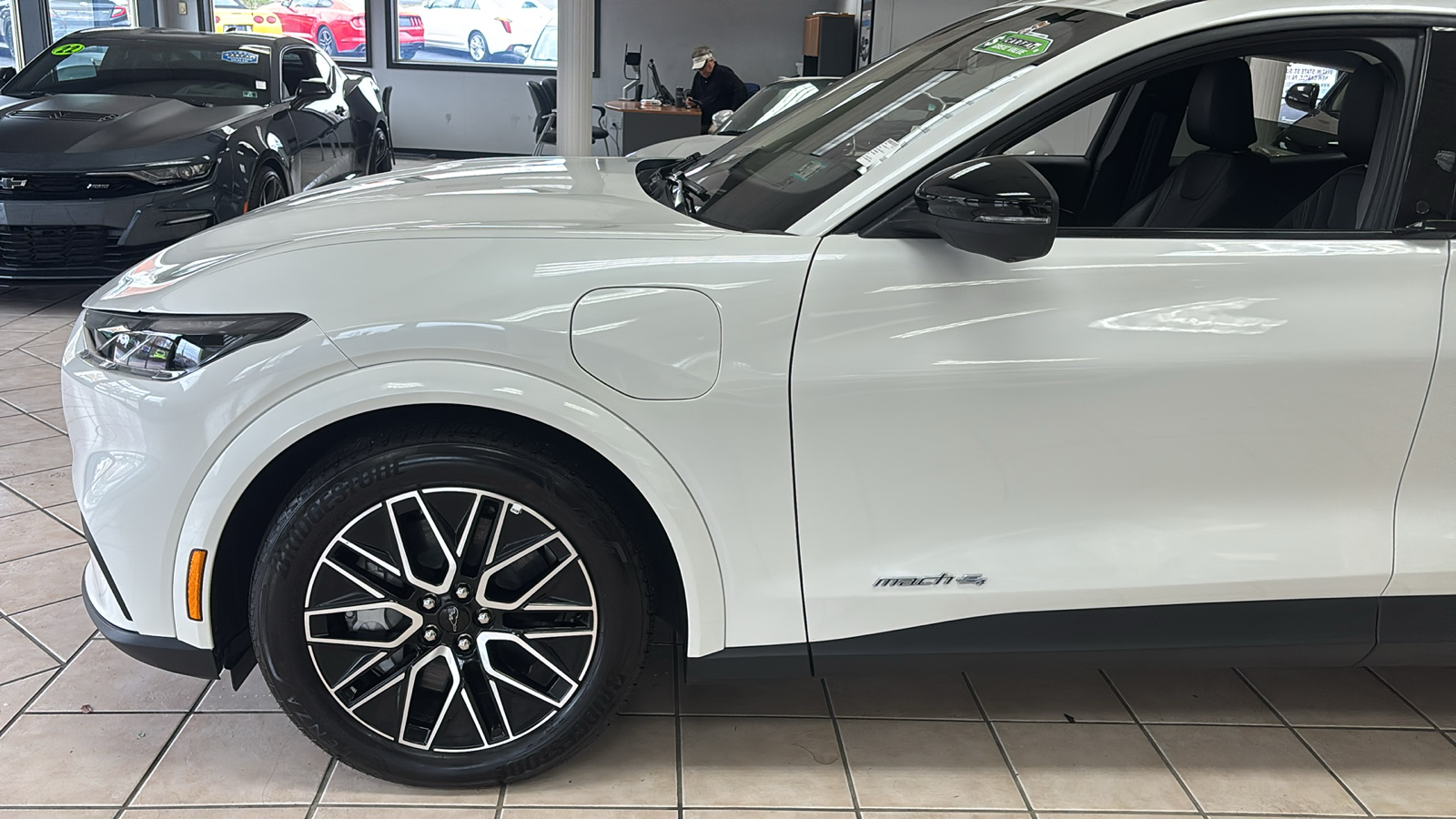 Car Connection Superstore - Used vehicle - SUV FORD MUSTANG MACH-E 2025