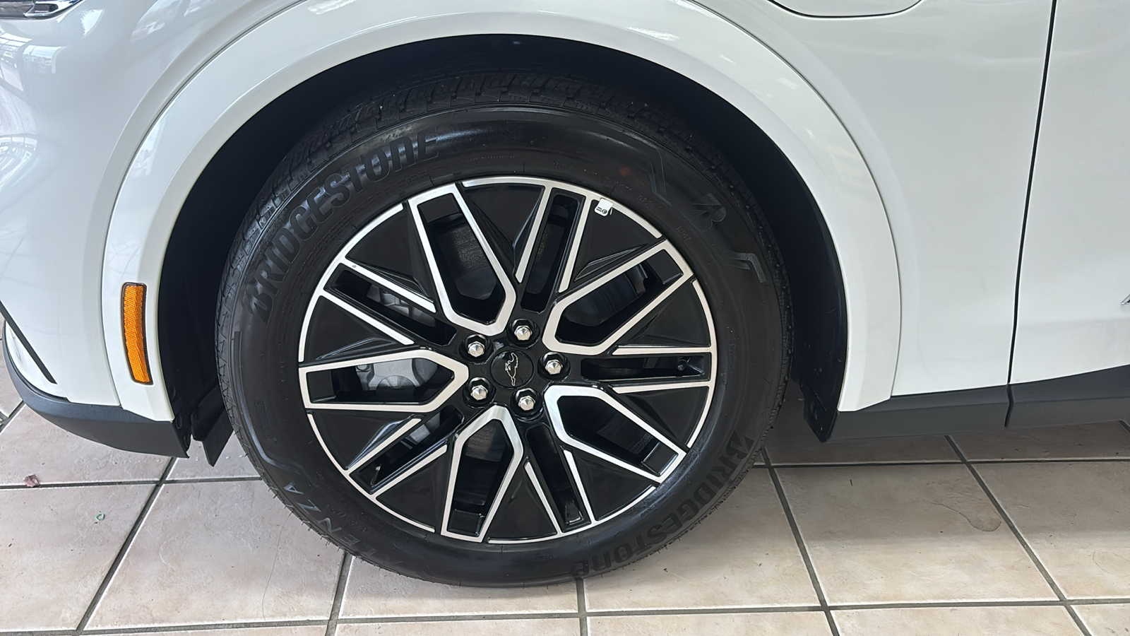 Car Connection Superstore - Used vehicle - SUV FORD MUSTANG MACH-E 2025