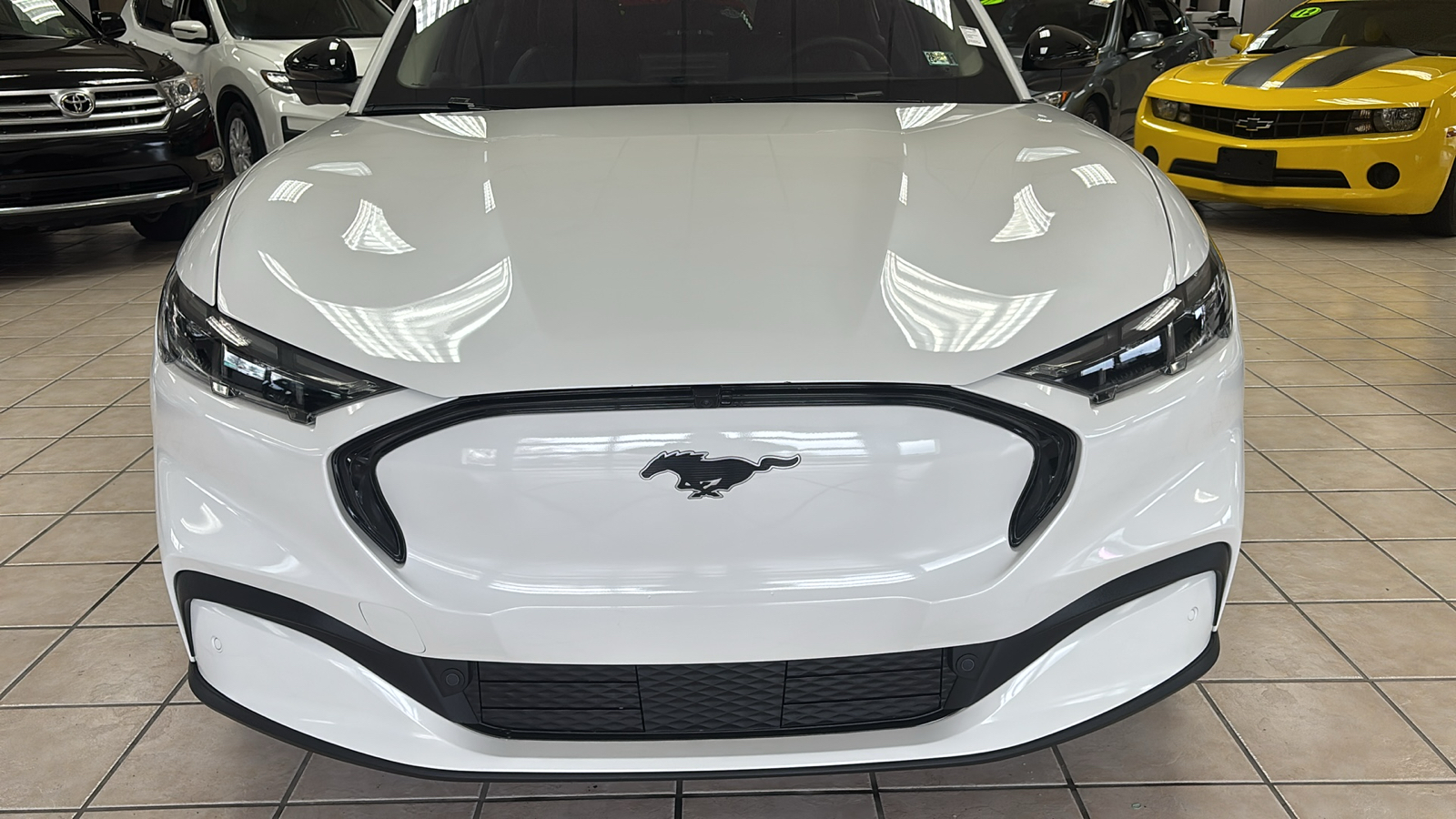 Car Connection Superstore - Used vehicle - SUV FORD MUSTANG MACH-E 2025