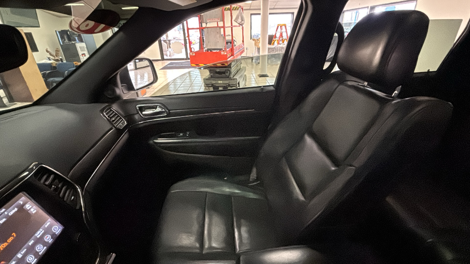 Car Connection Superstore - Used vehicle - SUV JEEP GRAND CHEROKEE 2018