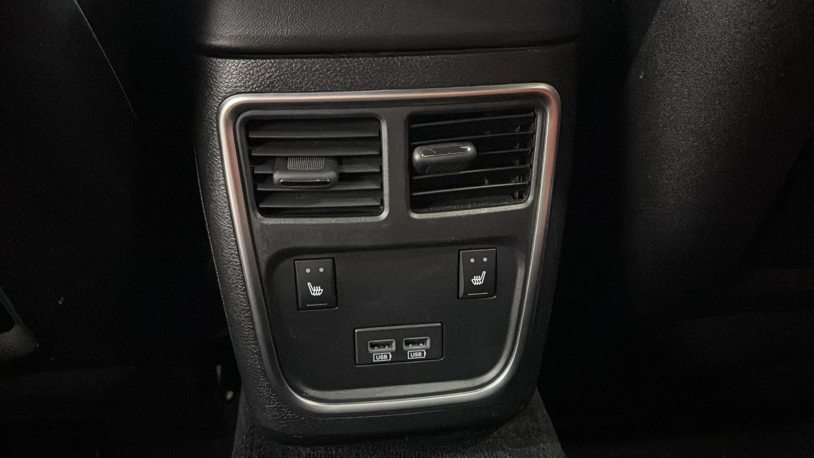 Car Connection Superstore - Used vehicle - SEDAN DODGE CHARGER 2019